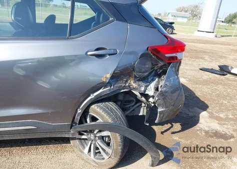 2019 Nissan Kicks Sr z USA, uszkodzony, nr VIN 3N1CP5CUXKL491514